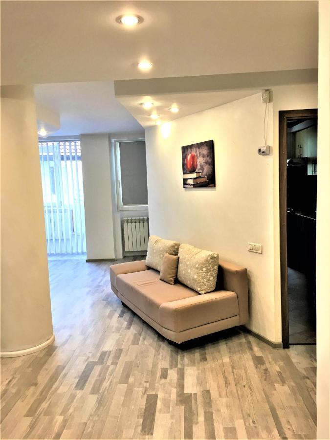 Large Apartment In Ultra-Central Location Brașov Exterior foto